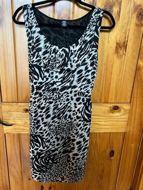 Apostrophe Black & White Animal-Print Sleeveless Midi Dress